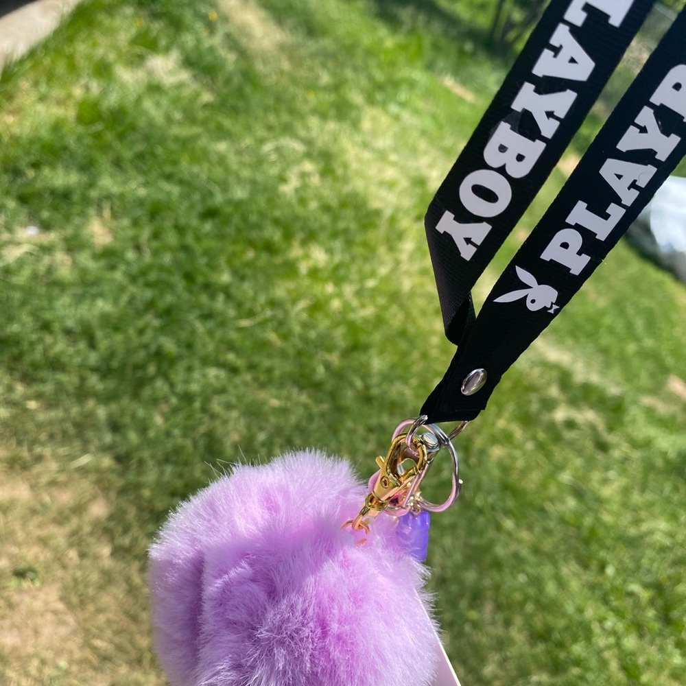 Custom lanyard/keychain
